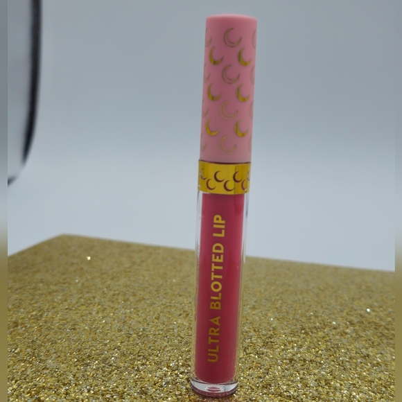 Colourpop x Sailor Moon Bun Head Ultra Blotted Liquid Lipstick - Picture 2 of 4